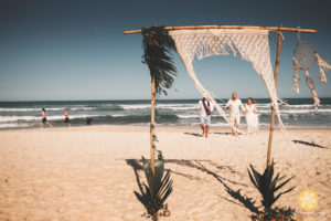 Casamento a dois, beach wedding na Praia do Rosa