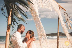 Casamento a dois, beach wedding na Praia do Rosa