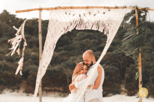 Casamento a dois, beach wedding na Praia do Rosa